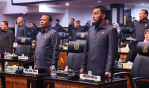 DPRD Pekanbaru Gelar Paripurna Ke-2, Sahkan Perubahan Pimpinan Komisi III dan Rampungkan Laporan Reses