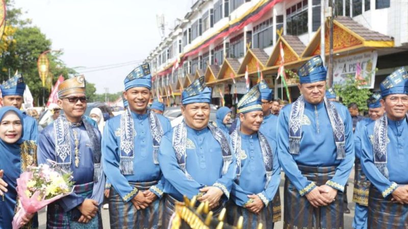 Buka Pacu Jalur 2026, Plt Bupati Muklisin Targetkan Tepian Narosa Jadi Destinasi Wisata Budaya Unggulan