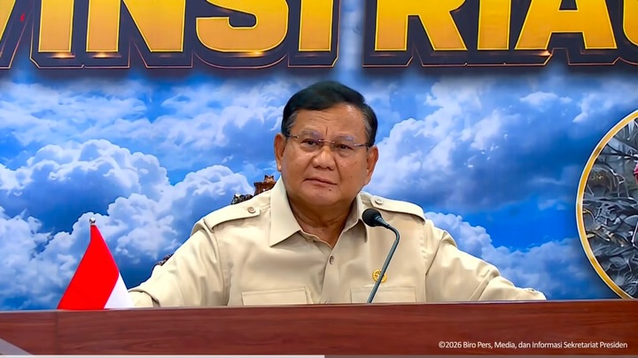 Presiden Prabowo Instruksikan Satgas Riau: Begitu Ada Hotspot Langsung Bikin Bor Air, Jangan Tunggu Jadi Api!