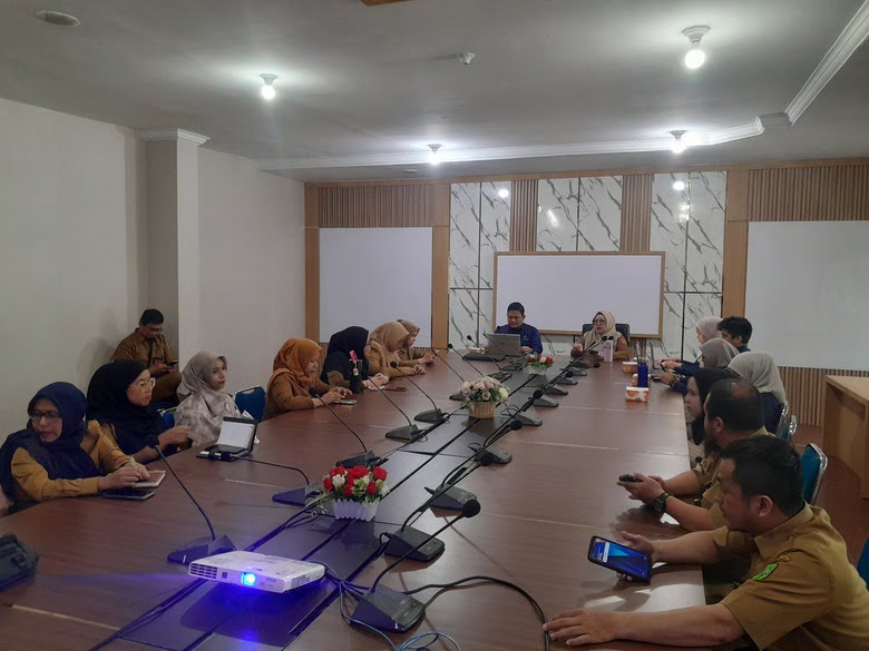 Kejar Target, Diskominfotik Riau Gandeng BPS Dampingi ASN Isi Sensus Ekonomi Mandiri