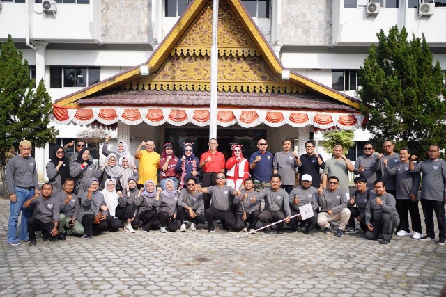 Semarak HUT ke-81 RI, Diskominfotik Riau Gelar Berbagai Perlombaan untuk Pererat Kekompakan Pegawai