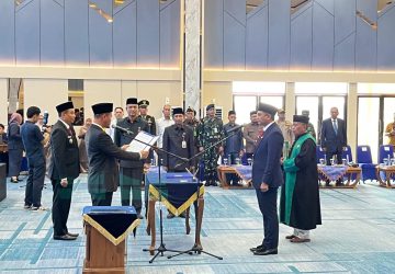 Lantik Sekdako Pekanbaru dan Pejabat Baru, Walikota Agung Nugroho Titipkan Sejumlah PR Besar