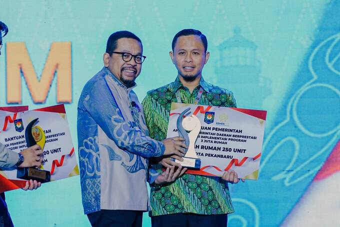 Sukseskan Program 3 Juta Rumah, Pemko Pekanbaru Raih Juara II Regional Sumatera
