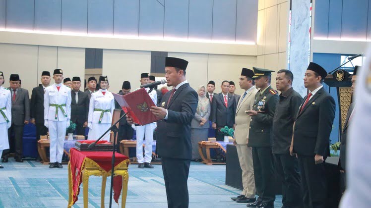 Matangkan Persiapan HUT Ke-81 RI, Wali Kota Pekanbaru Resmi Kukuhkan 40 Anggota Paskibraka 2026