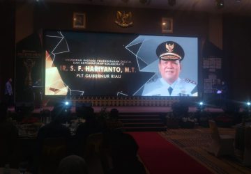 Tribun Pekanbaru Award 2026, Plt Gubri SF Hariyanto Dinilai Sukses Dorong Transformasi Digital