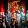 Tampil di Fashion Show Kriyanusa 2026, Hj Patimah Toha Kenakan Gambo Oranye