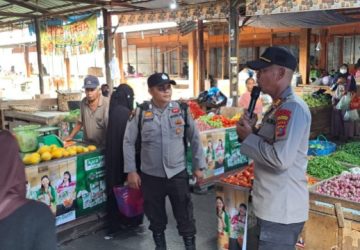 Turun Langsung ke Pasar, Kapolsek Rumbai Gencarkan Sosialisasi Cegah Karhutla
