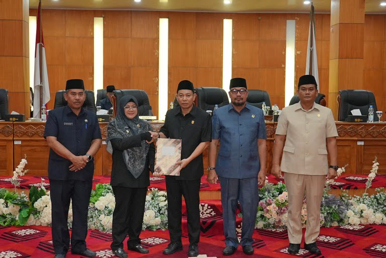 Sampaikan RAPBD-P 2026, Bupati Siak Afni Zulkifli Efisiensikan Belanja Daerah Sebesar 5,68 Persen