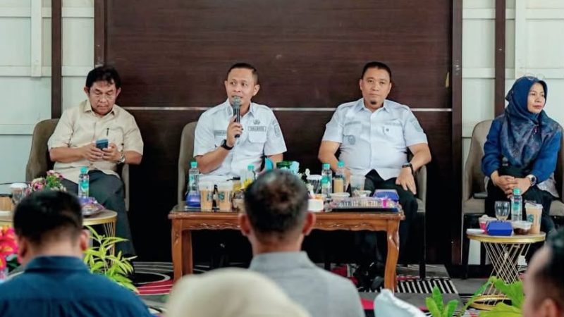 Pimpin Rapat Camat di Senapelan, Wako Agung Nugroho: Jangan Sampai Warga Mengeluh, Camat Malah Tidak Tahu!