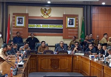 Bupati, Ketua DPRD, dan Kapolres Muba Temui Pedemo, Bahas Legalitas Penyulingan Minyak Tradisional
