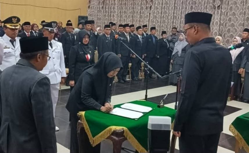Lantik 80 Pejabat, Bupati Inhu Tegaskan Jabatan ASN Bukan untuk Diperjualbelikan
