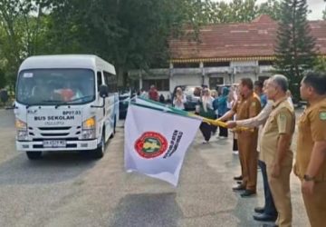 Wabup Hendrizal Lepas Kontingen PGRI Inhu Menuju Porsenijar Riau 2026 di Siak: Bukan Sekadar Lomba, Ini Ajang Solidaritas Guru
