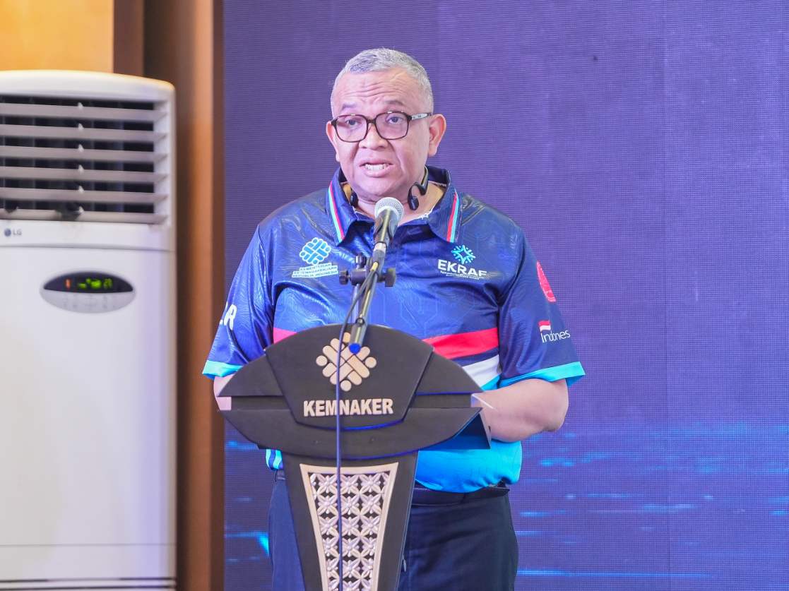 Gandeng Kemenekraf dan BNSP, Kemnaker Dorong Standarisasi Kompetensi Teknisi Ponsel Nasional