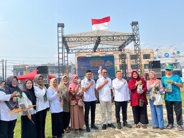 Tekan Inflasi, Pemprov Riau Bagikan 1.000 Bibit Cabai Gratis ke Masyarakat