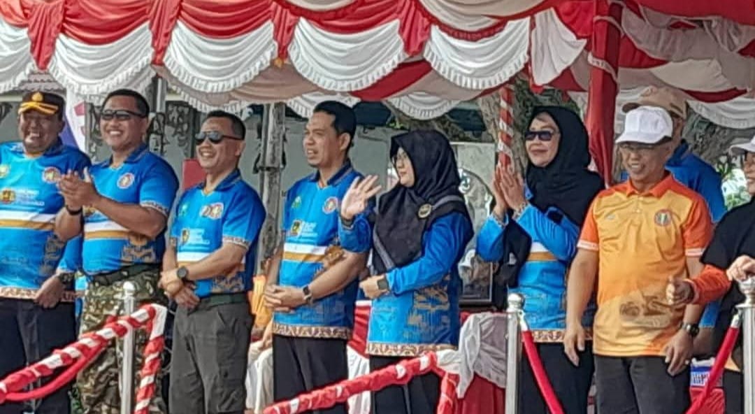 Dukung Penuh Guru Berprestasi, Plt Kadisdikbud Inhu Joni Maryanto Dampingi Kontingen PGRI Inhu di Porsenijar Riau 2026 di Siak