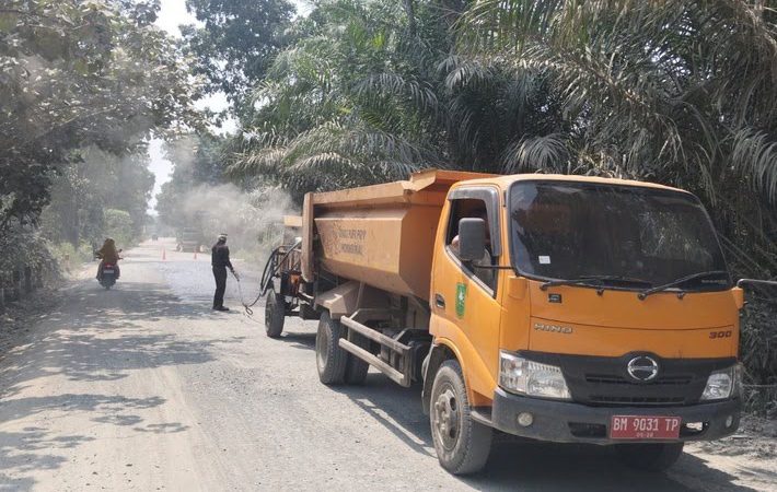 Respons Instruksi Plt Gubernur, Dinas PUPR Riau Kebut Perbaikan Jalan Provinsi di Rohil
