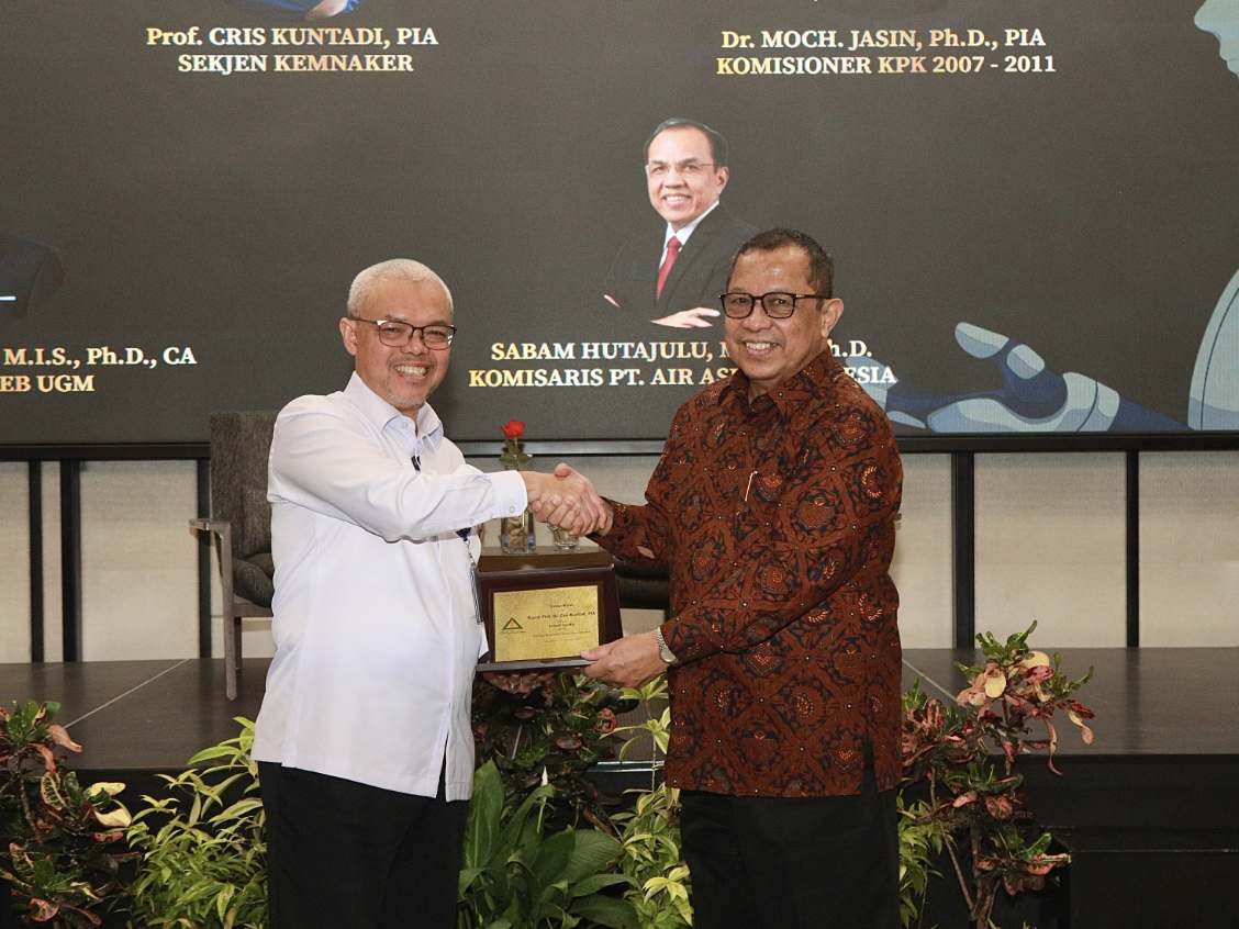 Sekjen Kemnaker: AI Percepat Analisis Data Audit, Auditor Tentukan Maknanya
