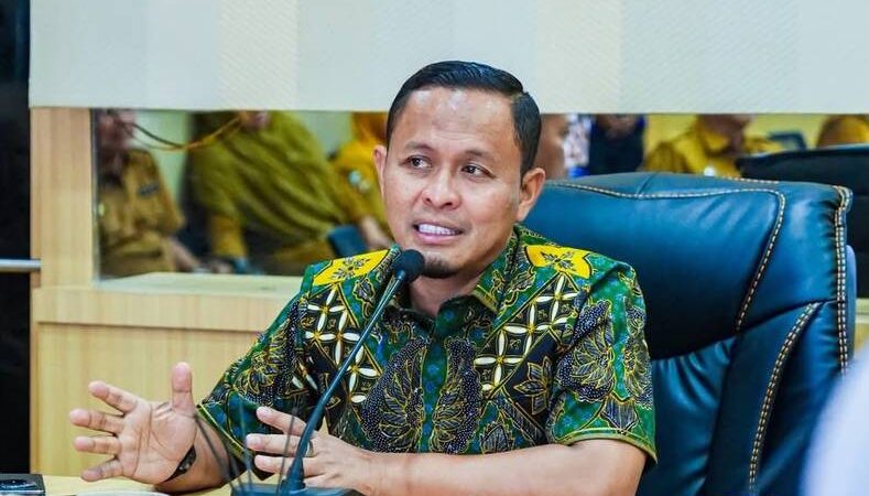Aneh Sekolah Negeri Ikut Tahan Ijazah, Wali Kota Pekanbaru Perintahkan Disdik Survei Lapangan