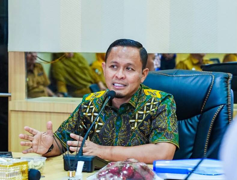 Aneh Sekolah Negeri Ikut Tahan Ijazah, Wali Kota Pekanbaru Perintahkan Disdik Survei Lapangan
