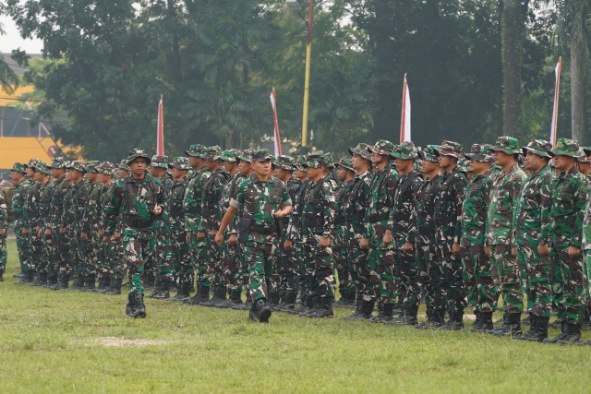 Danrem 032/Wbr Buka Karya Bakti TNI AD Skala Besar 2026 di Sumatra Barat