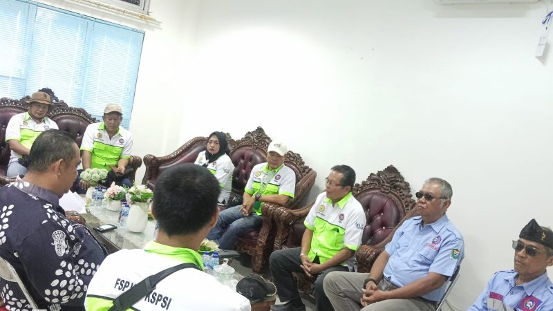Perkuat Sinergi Ketenagakerjaan PC FSP KEP KSPI Muara Enim Audiensi ke Disnakertrans