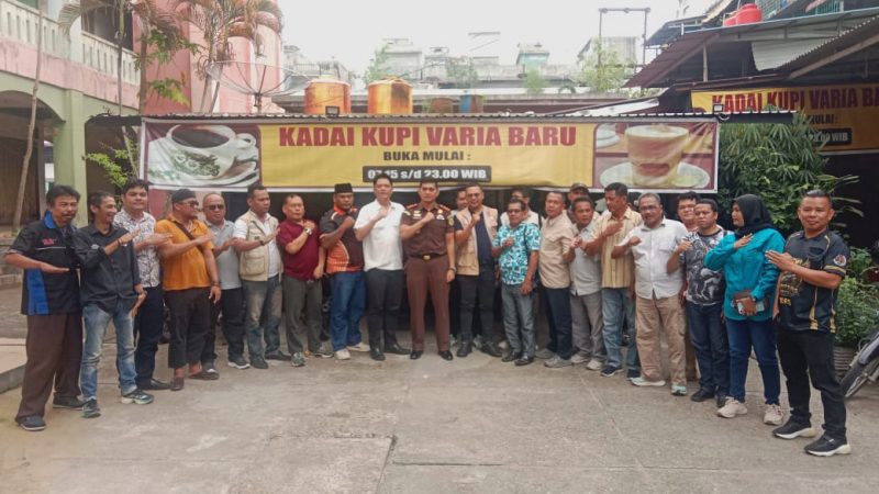 Kajari Inhu Tegaskan Peran Vital Pers dalam Keterbukaan Informasi Publik