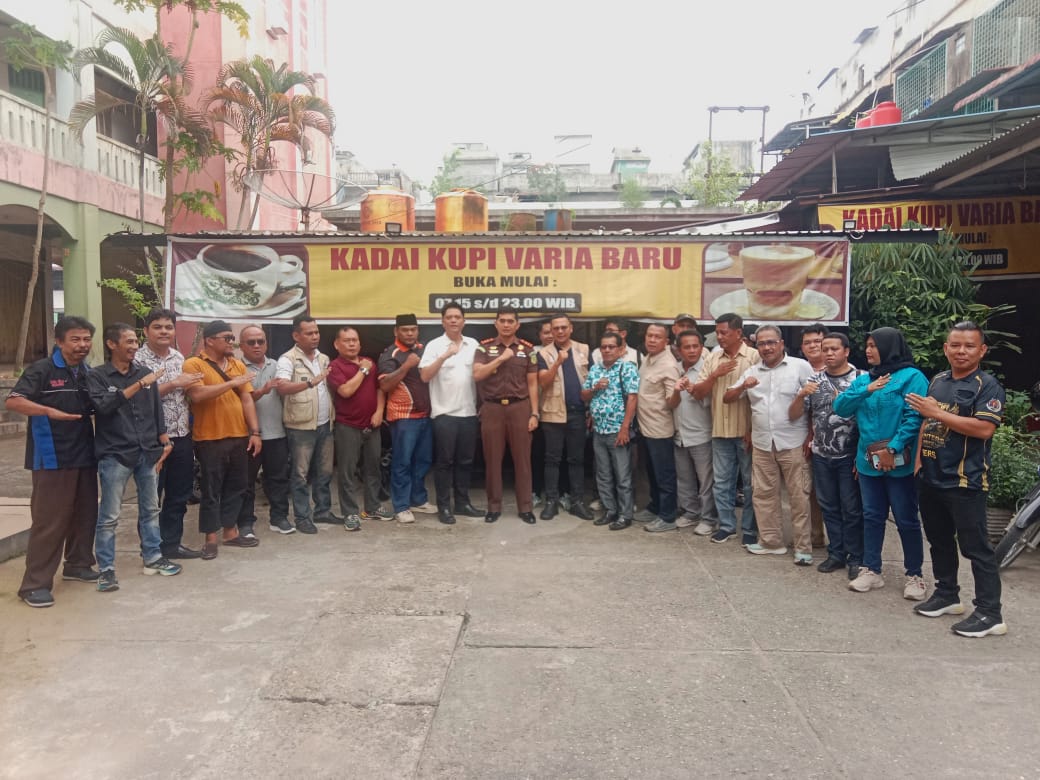 Kajari Inhu Tegaskan Peran Vital Pers dalam Keterbukaan Informasi Publik