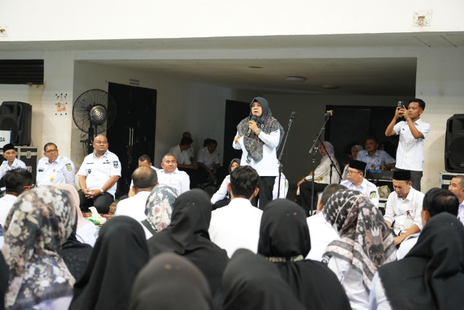 Kumpulkan Ribuan PPPK Paruh Waktu, Bupati Siak Afni Zulkifli Tegaskan Evaluasi Kinerja Bukan Formalitas