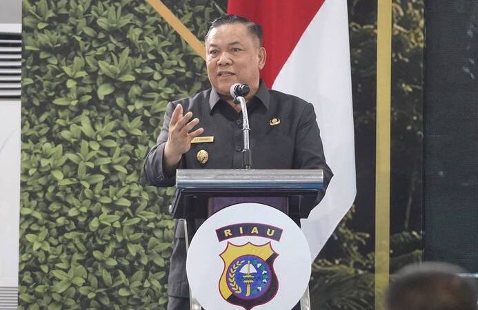 Plt Gubernur Riau Sambut Kapolda Baru Irjen Pol Arman Achdiat