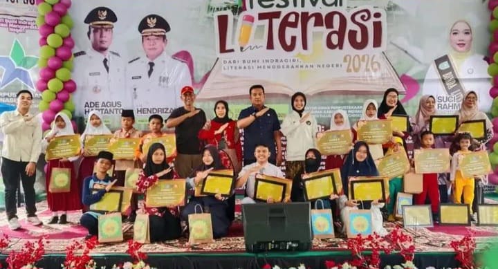 Meriah! Sekda Inhu Zulfahmi Adrian Tutup Festival Literasi 2026