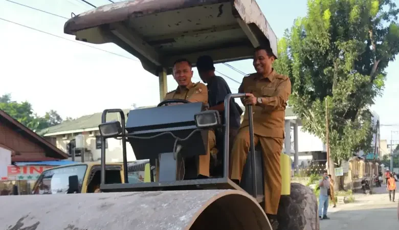 Targetkan 60 KM Mulus Akhir 2026, Wali Kota Pekanbaru Agung Nugroho Kebut Perbaikan Jalan