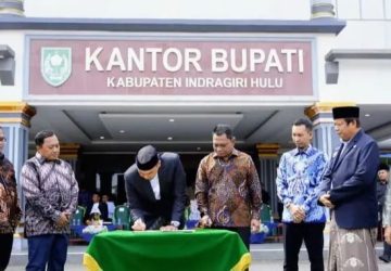 Terobosan Baru di Riau! Bupati Inhu Ade Agus Hartanto Teken Kerjasama Dengan PT Taspen
