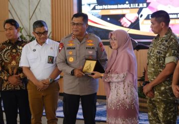 Kunker Perdana ke Siak, Kapolda Riau Puji Keberanian Bupati Afni Perjuangkan Hak Daerah